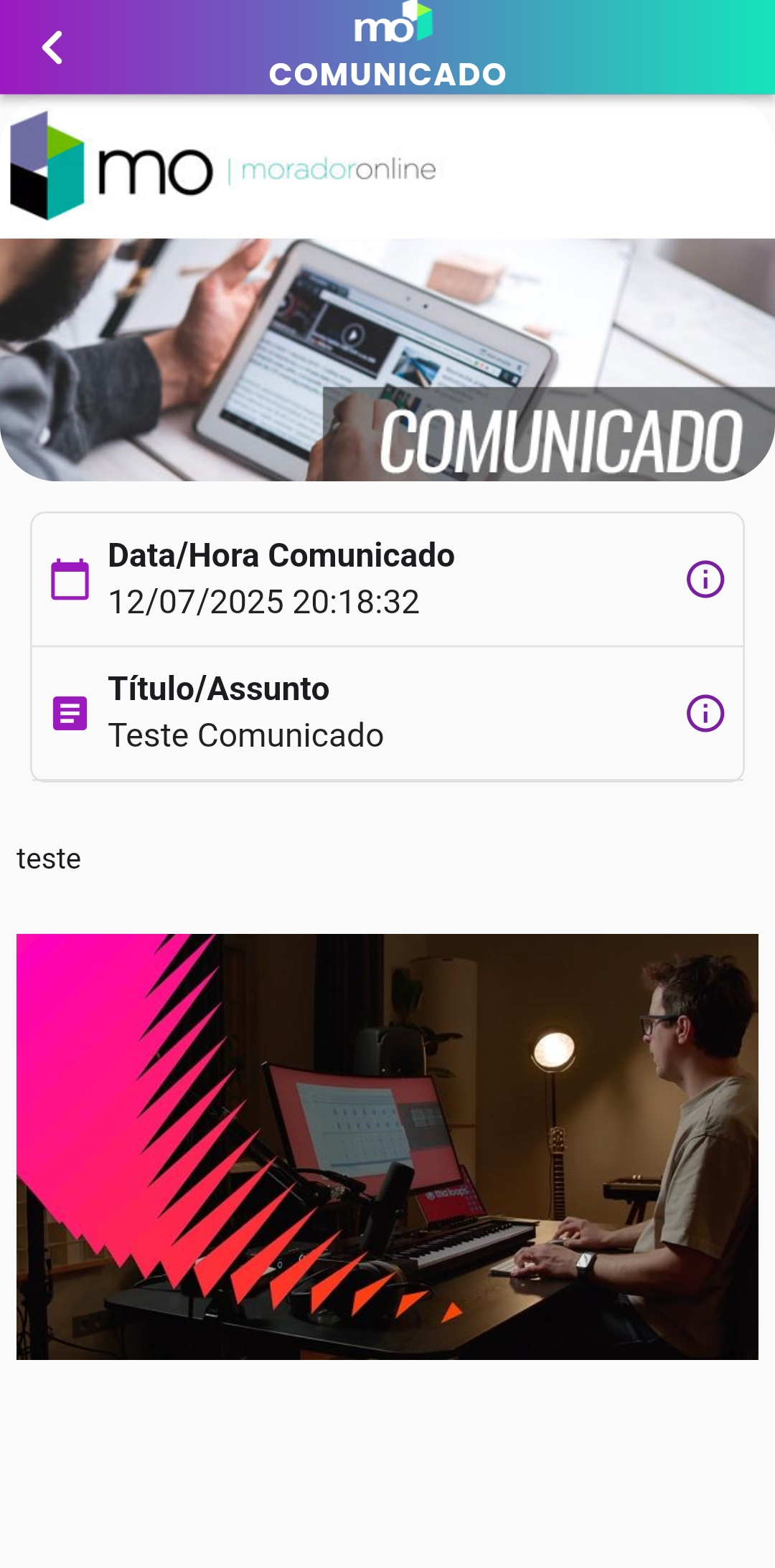 imagem: Tela de detalhe de um comunicado, mostrando o título e o corpo do texto formatado.